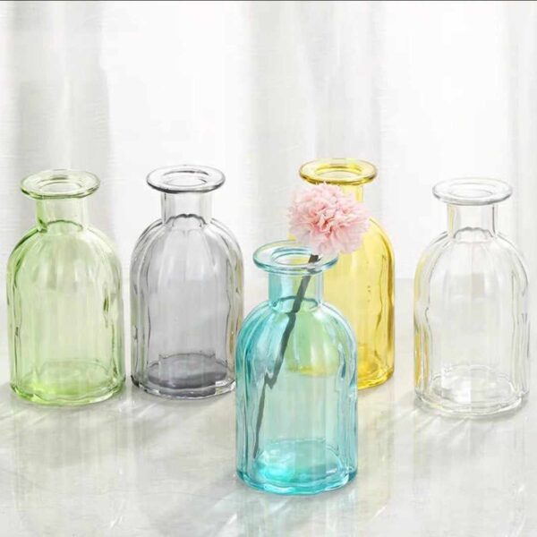Floral Essence / Glass Vase Daisy